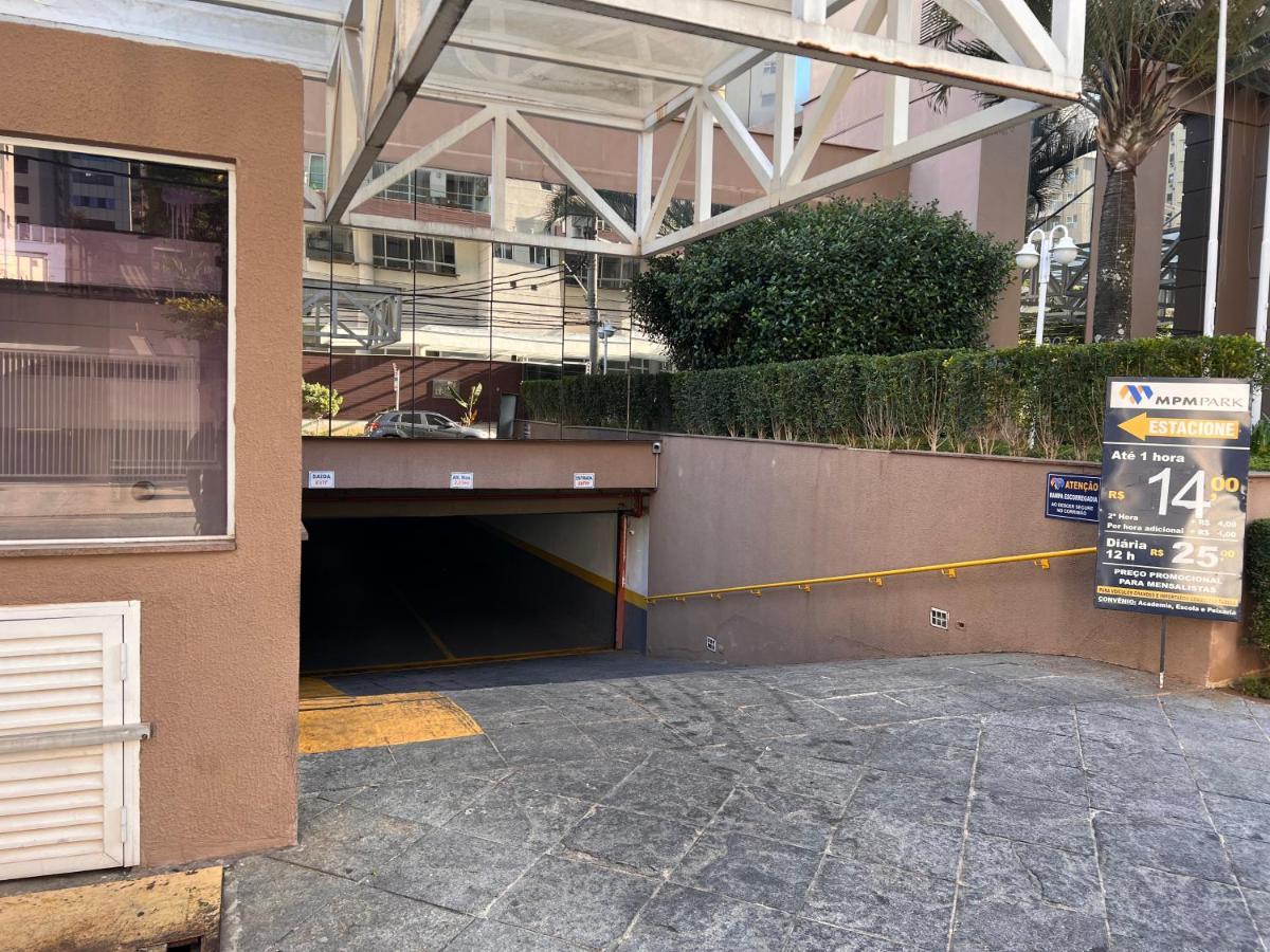 Flat Ibirapuera Jardins Otima Localizacao Com Garagem Inclusa! São Paulo